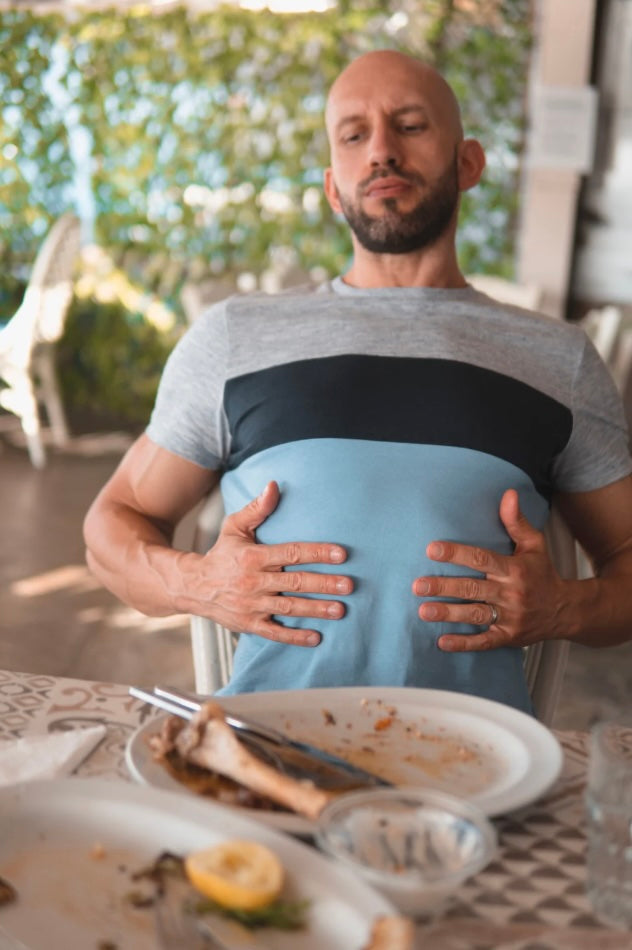 Comment mieux digérer après un repas : conseils pratiques
