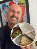 Photo d'un client posant souriant  avec le bol maju, et qui témoigne de sa réussite avec le bol maju en partageant son avis.